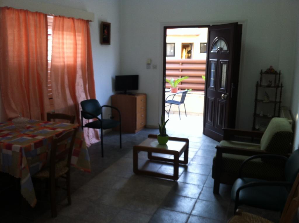 Valentinos House Villa Paphos Værelse billede